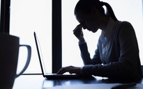 Bí quyết tránh đau đầu khi ngồi làm việc với máy tính?