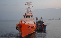 Tàu cảnh sát biển Trung Quốc ngăn cản cứu hộ tàu cá