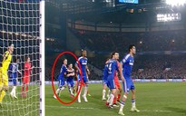 Kèm nhầm Cahill, Terry khiến Chelsea bị loại?