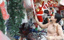 Thị trường Noel: Hàng Việt chiếm ưu thế
