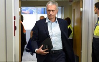 Sốc: M.U chính thức sa thải HLV Mourinho