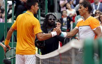 Nadal lo đối đầu Djokovic ở tứ kết, Sharapova sớm chạm trán Serena