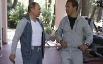 15 năm qua, bên cạnh ông Putin là ai?