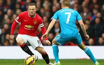 Rooney lập công, M.U trở lại tốp 3 trong bê bối mới của trọng tài