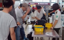 "Cầm nhầm" iPhone 6 Plus ở sân bay Đà Nẵng, bị phạt 7,5 triệu đồng