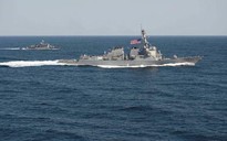 Mỹ tung khu trục hạm tuần tra "vùng cấm địa" tại biển Đông