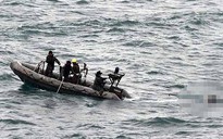 Vật lộn tìm QZ8501 dưới biển
