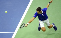 Djokovic lại ngáng chân Federer