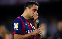 Chùm ảnh Xavi rơi nước mắt trong ngày Barcelona nâng cúp La Liga