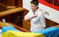 Nữ phi công Ukraine mắng nghị sĩ là “học sinh lười biếng”