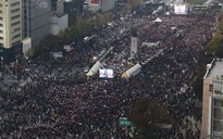 Hàn Quốc: Biểu tình rầm rộ đòi tổng thống từ chức