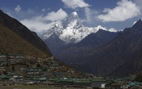 Máy bay chở khách mất tích sau khi cất cánh ở Nepal