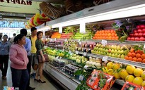 Người Việt nhắm mắt chi bạc triệu mua trái cây nhập