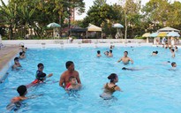 Dạy bơi cho trẻ: Sao mãi chần chừ!