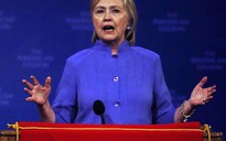 Bí ẩn trang khiêu dâm gởi tới email của bà Clinton