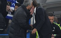 Mourinho tố bị Conte "làm nhục"