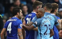 Aguero và Fernandinho bị treo giò tổng cộng 7 trận