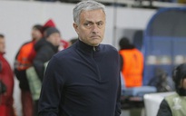 Mourinho chỉ trích fan Zorya không fair-play