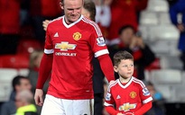 Rooney cho con trai sang kình địch Man City học đá bóng