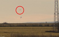 Máy bay quân sự Bulgaria đuổi theo vật thể lạ