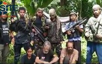 Con tin Abu Sayyaf: Không chuộc thì chết!