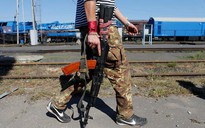Chợ đen vũ khí ở Ukraine