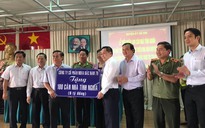 Củ Chi nhận 100 nhà tình thương