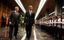 Gặp chủ tịch Cuba, ông Obama nói câu gì đầu tiên?