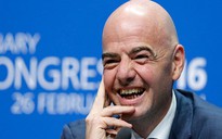 Chủ tịch FIFA gây sốc khi “chỉ đạo” bầu cử UEFA