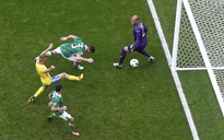 Hai khoảnh khắc ghi bàn trận Thụy Điển hòa CH Ireland 1-1