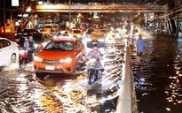 Bangkok khổ sở trong "ác mộng" bì bõm