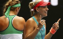 Azarenka thua sốc Kerber, mất cơ hội đua tài Serena