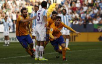 Messi lập siêu phẩm, Barcelona trở lại ngôi đầu La Liga
