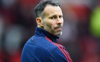 Giggs có cơ hội đối đầu M.U ở Premier League