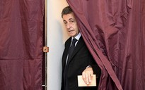 Ông Sarkozy vỡ mộng trở lại Điện Élysée