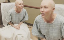 Sao phim "Phép thuật" chiến đấu chống ung thư vú