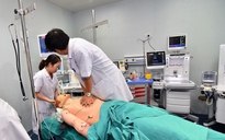 Lầu đầu tiên Việt Nam có phòng mô phỏng gây mê hồi sức