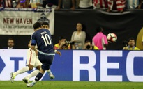 Messi lại lập siêu phẩm, Argentina thắng đẹp Mỹ