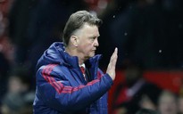 Van Gaal: Không có chuyện M.U “đi đêm” với Mourinho