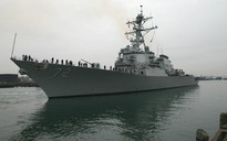 Tàu khu trục Mỹ "bắn cảnh cáo tàu Iran"