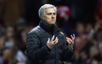 Báo chí Anh khen Mourinho thắng kiểu "Jose Time"