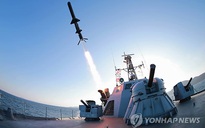 Hàn Quốc: Triều Tiên phóng một loạt tên lửa