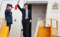 Chuyên cơ chở Thủ tướng Canada Justin Trudeau tới Hà Nội