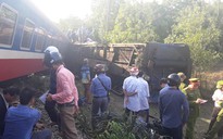Tàu hỏa tông xe tải, 3 người chết