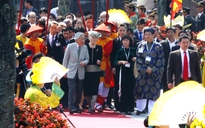 Nhật hoàng thưởng thức Nhã nhạc cung đình Huế