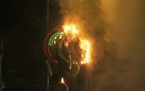 Đèn trang trí ở trung tâm Sài Gòn cháy, nổ