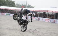 Xem "quái xế" biểu diễn trong Motul Stunt Fest