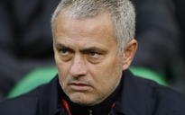 M.U qua vòng 1/16 Europa League, Mourinho vẫn giận Baily