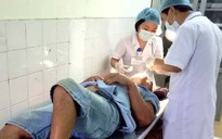 Đánh cha nhập viện, gọi điện đòi chém chết con trai