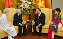 Nhật Hoàng xúc động trước sự đón tiếp nồng ấm tại Việt Nam